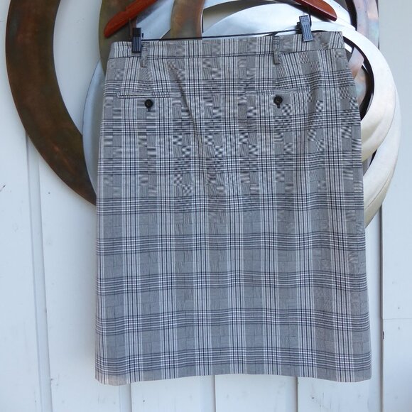 Vintage Tweed Pleated Skirt, Size 14 - Picture 2 of 3